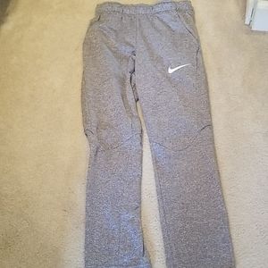 Nike Boys swetpants